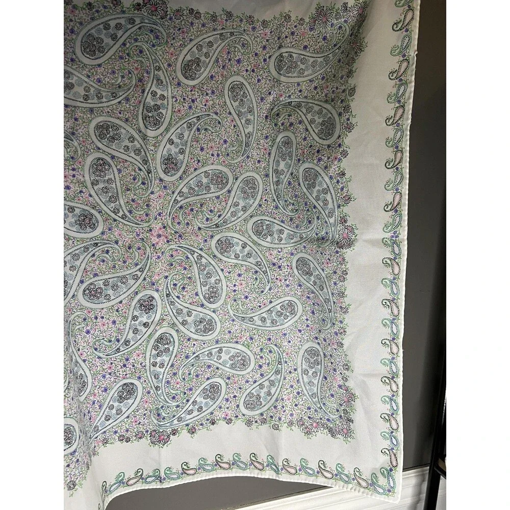 Source Unknown paisley daisy